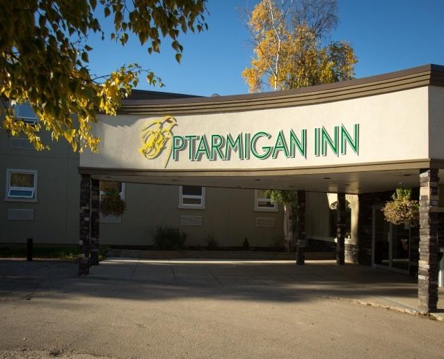 Hay River Ptarmigan Inn מראה חיצוני תמונה